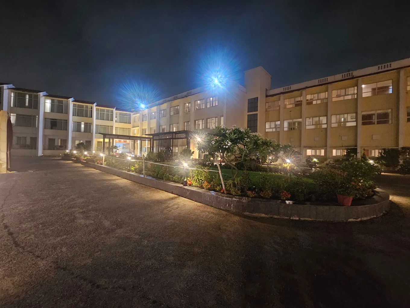 Contact & Enquiry - Book Your Stay